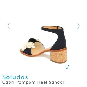 Soludos navy pom pom euc